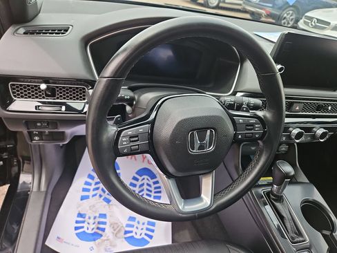 Used 2024 Honda Civic Sport Touring image 14