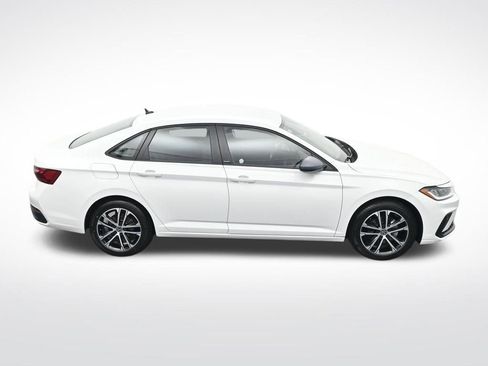 Used 2025 Volkswagen Jetta Sport FWD image 23