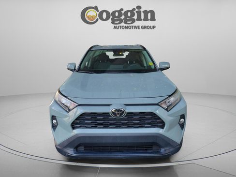 Used 2021 Toyota RAV4 XLE image 5