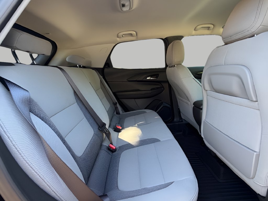 New 2026 Chevrolet TrailBlazer LT w/ LT Cold Weather Package FWD image 7