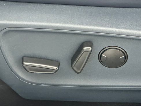 Used 2023 Ford Maverick Lariat w/ Lariat Luxury Package FWD image 38