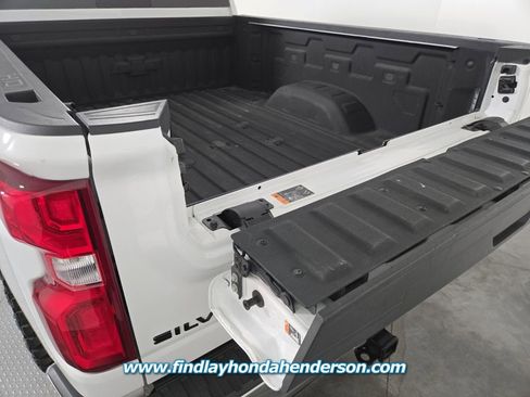 Used 2024 Chevrolet Silverado 2500 LTZ w/ LTZ Plus Package image 13