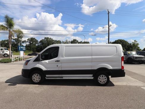 Used 2023 Ford Transit 250 Low Roof w/ Exterior Upgrade Package RWD image 8