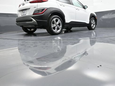 Certified 2023 Hyundai Kona SEL AWD/4WD image 28