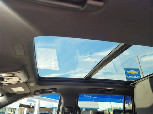 New 2026 Chevrolet Suburban RST w/ Advanced Technology Package image 13