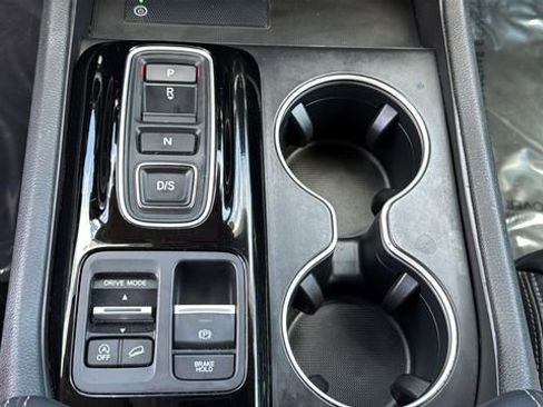 Used 2023 Honda Pilot Touring image 27