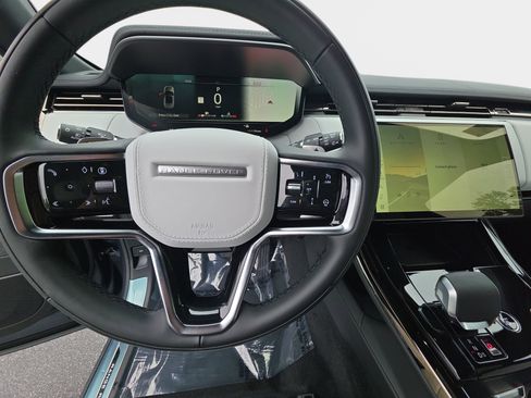 New 2026 Land Rover Range Rover Sport SE AWD/4WD image 16