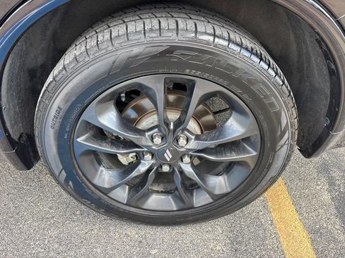 Used 2023 Dodge Durango GT RWD image 9