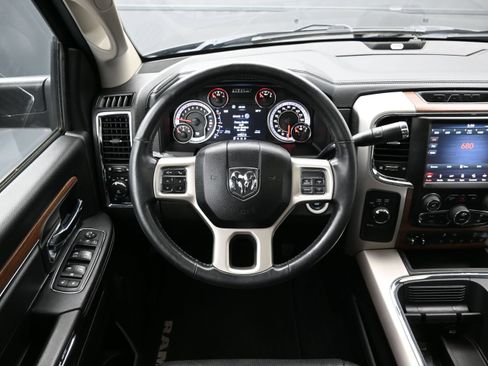 Used 2018 RAM 2500 Laramie w/ Snow Chief Group AWD/4WD image 26