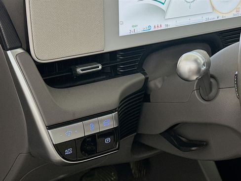 Used 2023 Hyundai Ioniq 5 Limited RWD image 17