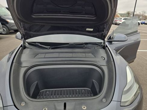 Used 2022 Tesla Model Y Performance AWD/4WD image 39