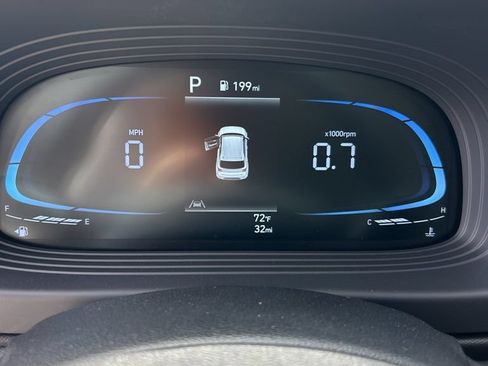 New 2026 Hyundai Venue SEL FWD image 8