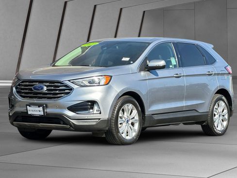 Used 2022 Ford Edge Titanium image 8