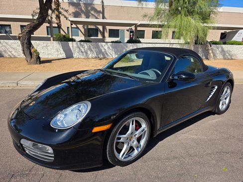 Used 2005 Porsche Boxster S image 9
