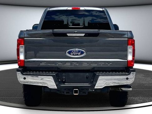 Used 2019 Ford F350 Lariat w/ Chrome Package AWD/4WD image 5