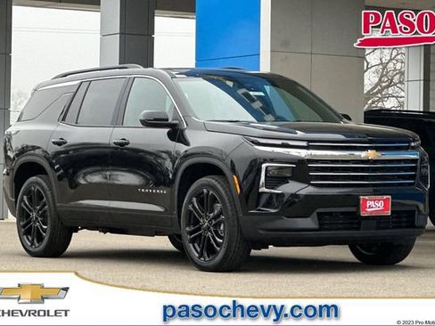 New 2026 Chevrolet Traverse LT w/ Driver Confidence Package image 1