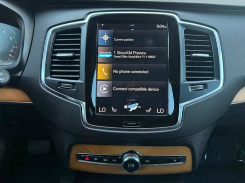 Used 2022 Volvo XC90 T6 Momentum w/ Climate Package AWD/4WD image 10