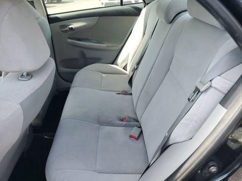 Used 2011 Toyota Corolla LE FWD image 12