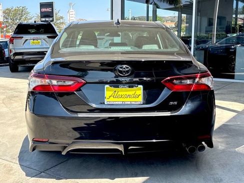 Used 2024 Toyota Camry SE FWD image 4