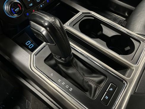 Used 2018 Ford F150 Platinum w/ Equipment Group 701A Luxury image 24