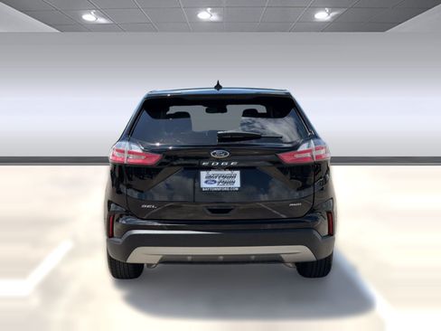 Certified 2024 Ford Edge SEL AWD/4WD image 10