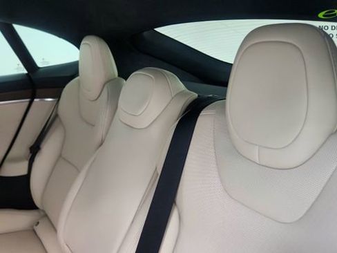 Used 2022 Tesla Model S AWD/4WD image 29