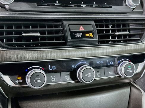 Used 2020 Honda Accord LX image 22