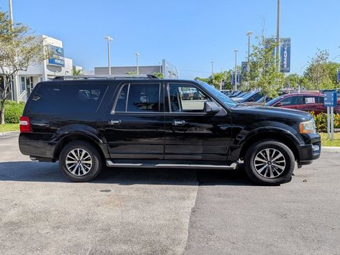 Used 2017 Ford Expedition EL XLT RWD image 2
