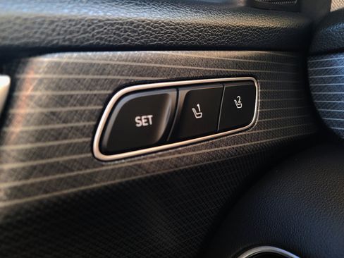 Used 2023 Hyundai Palisade Limited w/ Cargo Package image 17