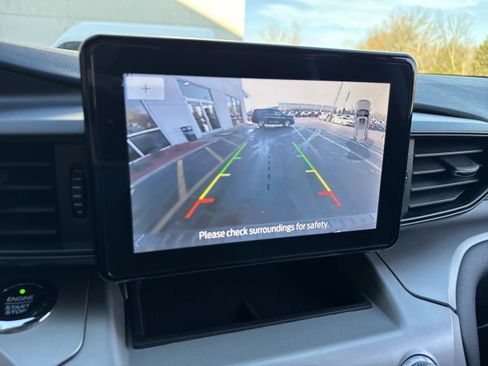 Used 2021 Ford Explorer XLT image 20