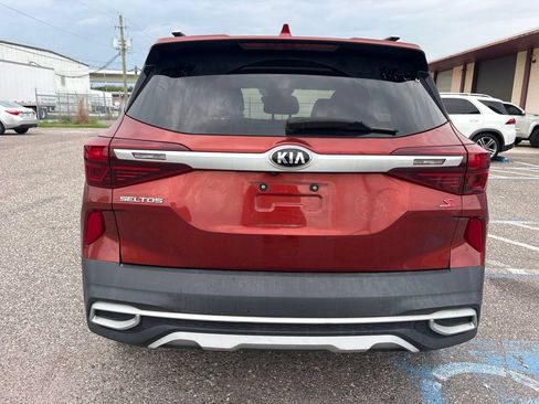 Used 2021 Kia Seltos S FWD image 4