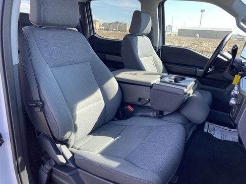 Used 2025 Ford F150 XLT w/ Equipment Group 301A Standard image 14