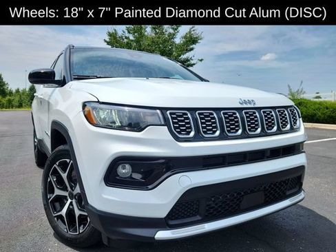 Used 2025 Jeep Compass Limited AWD/4WD image 14