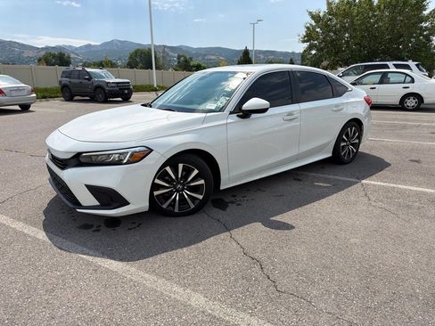 Used 2024 Honda Civic EX image 11