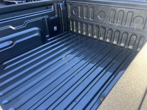 New 2025 Ford Maverick XLT w/ XLT Luxury Package image 23