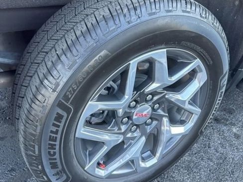 Used 2023 GMC Sierra 1500 SLT w/ SLT Premium Package image 9