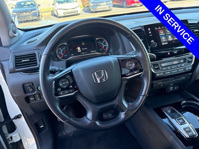 Used 2019 Honda Pilot Touring image 11