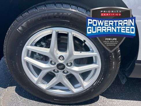 Used 2024 Ford Edge SEL AWD/4WD image 9