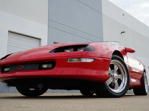 Used 1995 Chevrolet Camaro Z28 image 4