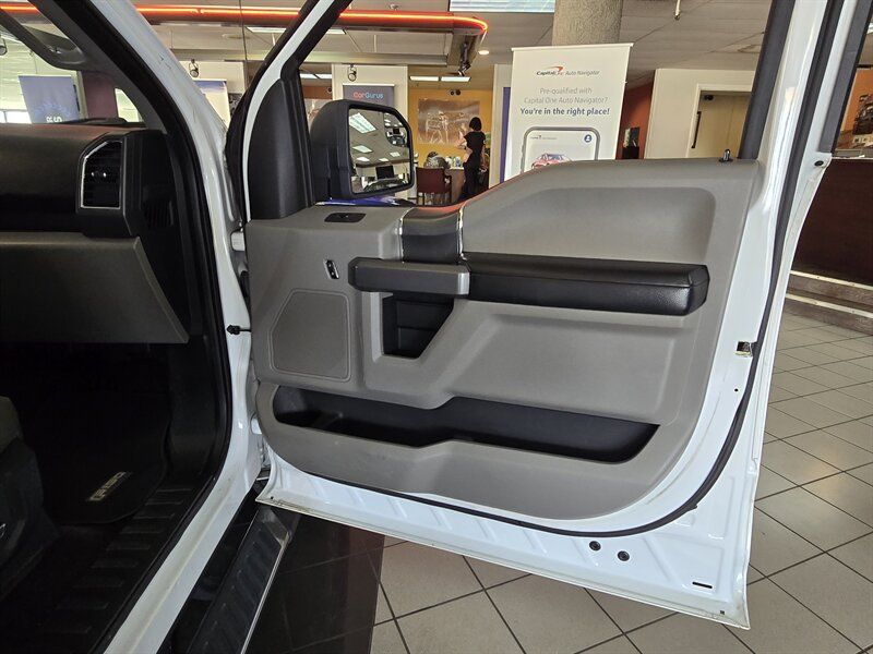 Used 2016 Ford F150 XLT w/ Equipment Group 302A Luxury AWD/4WD image 12