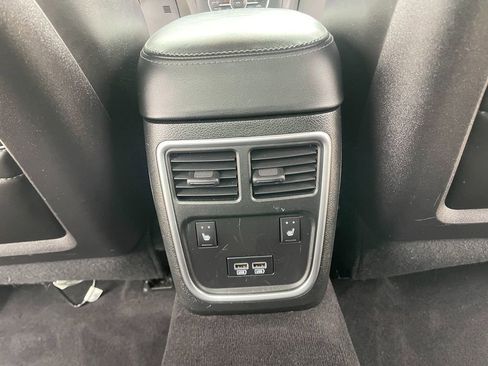 Used 2019 Dodge Charger SXT w/ Plus Group image 25