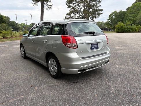 Used 2004 Toyota Matrix XR FWD image 5