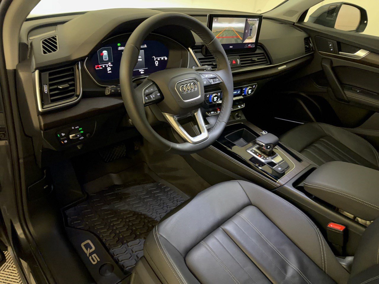Certified 2024 Audi Q5 2.0T Premium Plus AWD/4WD image 4