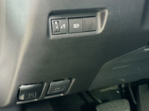 Certified 2021 Toyota RAV4 XLE image 10