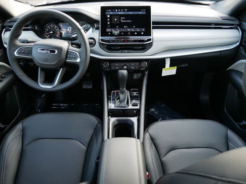New 2026 Jeep Compass Limited AWD/4WD image 13