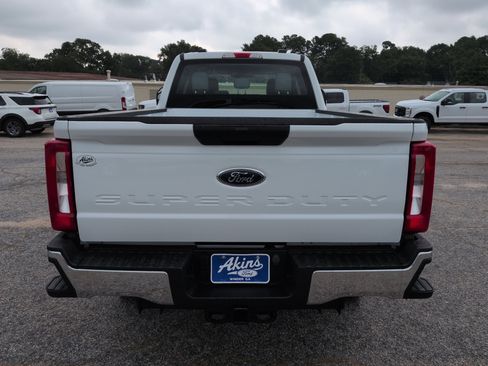 Used 2026 Ford F250 XL w/ FX4 Off-Road Package AWD/4WD image 4