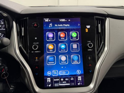 Used 2020 Subaru Outback Premium image 10