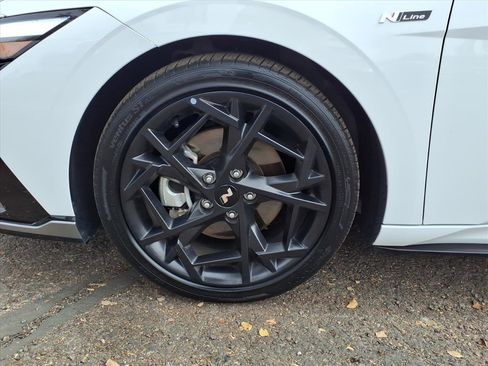 Certified 2025 Hyundai Elantra N Line image 9