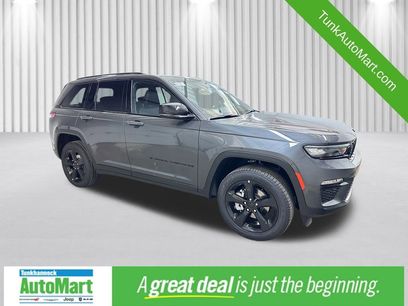 New 2025 Jeep Grand Cherokee Limited w/ Black Appearance Package