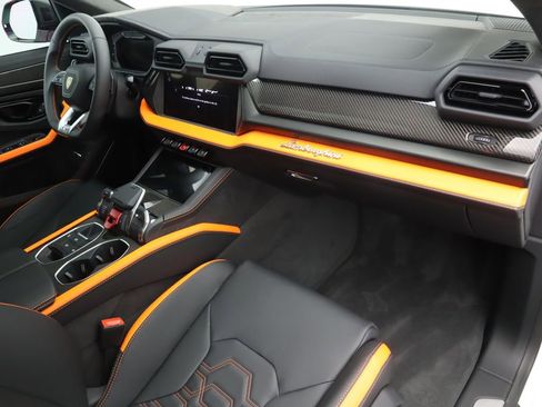 Used 2025 Lamborghini Urus S AWD/4WD image 18
